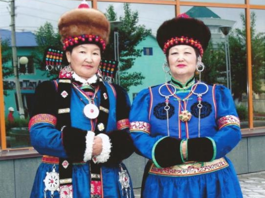 Агинский национальный костюм официально зарегистрирован как региональный бренд 